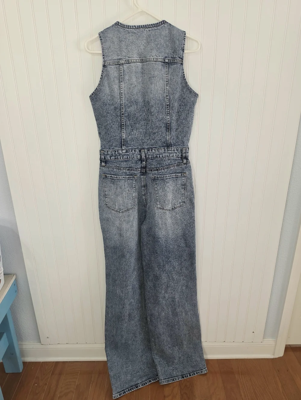 Fashion Nova | NWT Zenaida Demin Wide Leg Jumpsuit Medium Wash Size Medium - Picture 4 of 7